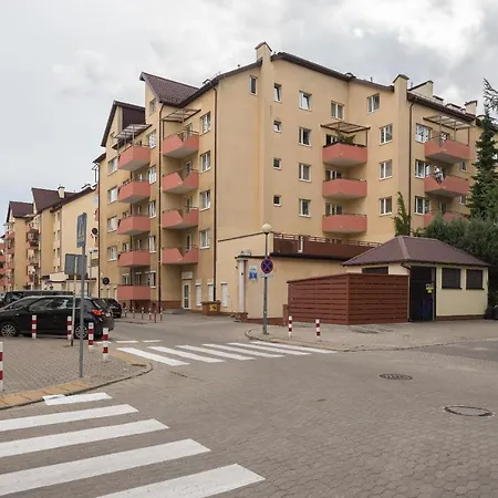 Metro Kabaty Elegant Apartment Warsaw