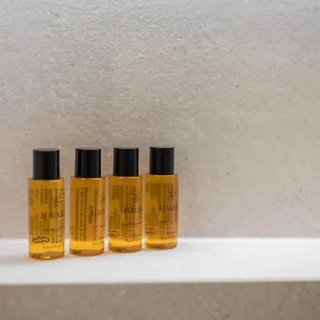 Metro Kabaty Elegant By Bookinghost * Warschau