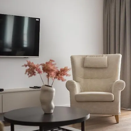 Metro Kabaty Elegant Apartment