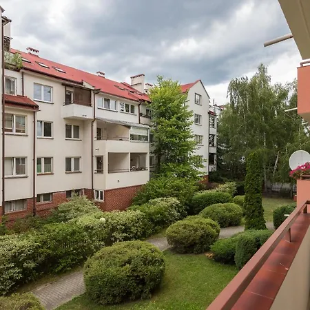 Apartment Metro Kabaty Elegant Warsaw