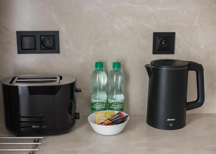 Metro Kabaty Elegant By Bookinghost アパート *