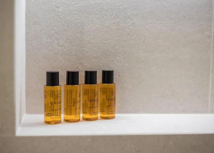 Metro Kabaty Elegant By Bookinghost * Warschau