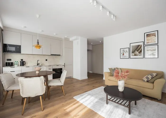 Metro Kabaty Elegant By Bookinghost Appartement