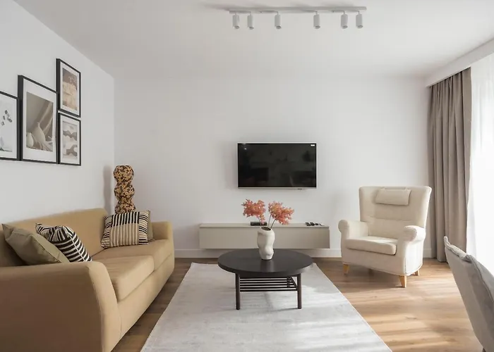 Metro Kabaty Elegant By Bookinghost Appartement