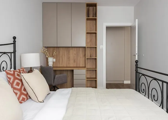 Metro Kabaty Elegant By Bookinghost Appartement Warschau